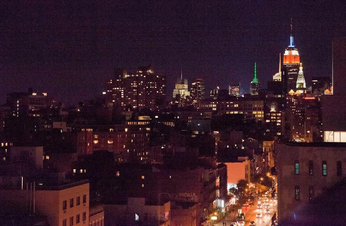 뉴욕 Stunning Nyc Views! Free Gym! Doorman! Terrace! 아파트 미국